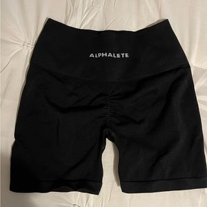 Alphalete Amplify 4.5” Shorts